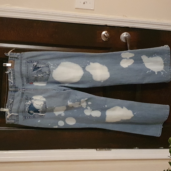 Levi Jeans - Picture 8 of 14